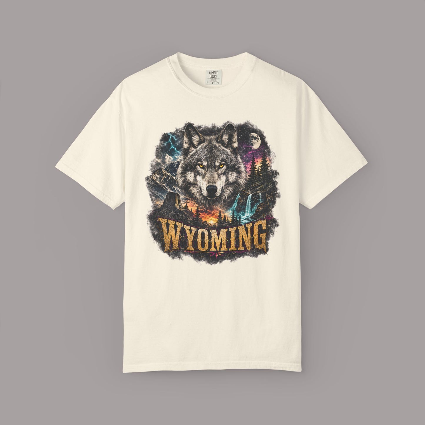 Wyoming Wolf Graphic T-Shirt — Outdoor Mountain Nature Tee