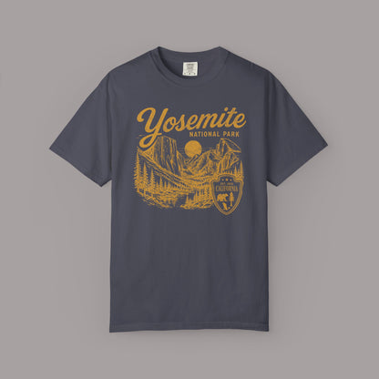 Yosemite National Park Vintage Style T-Shirt