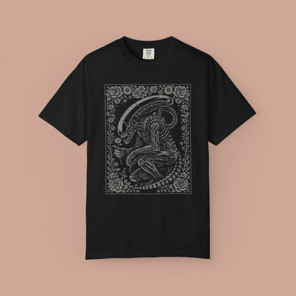 Alien Xenomorph Illustration T-shirt | Vintage Floral Frame