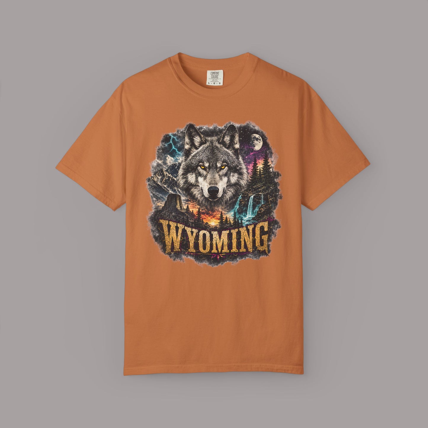 Wyoming Wolf Graphic T-Shirt — Outdoor Mountain Nature Tee