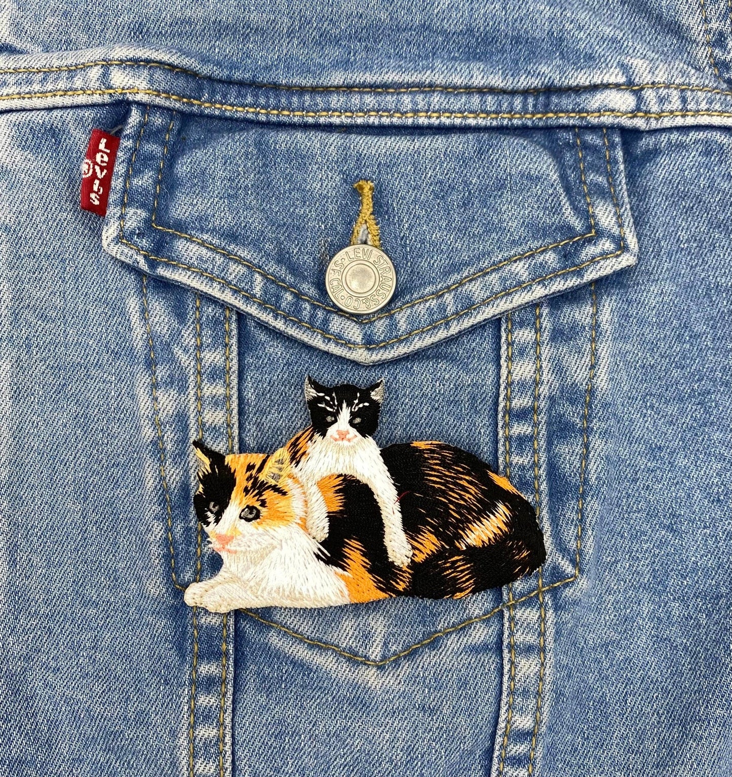 Wholesale Applique - Calico, Mother Cat and Kitten, Pets, Animals, Embroidered, Iron on Patch