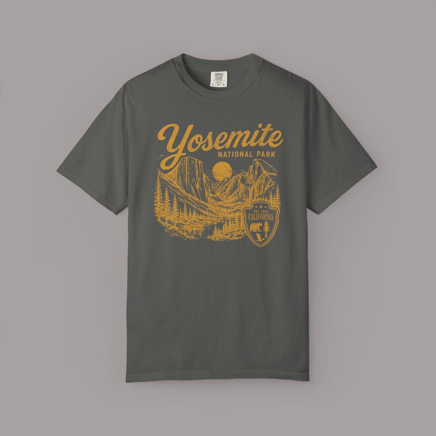 Yosemite National Park Vintage Style Graphic Tee
