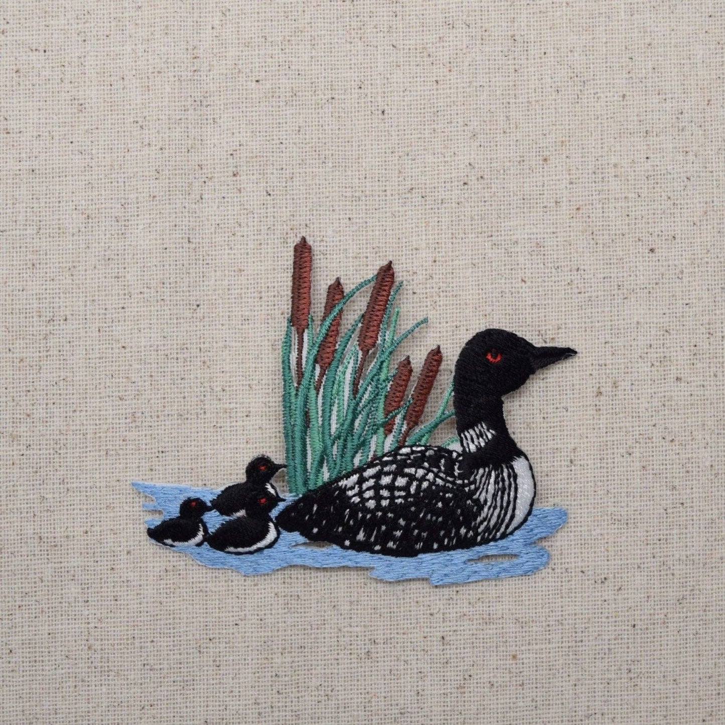 Wholesale Applique - Loon with Baby Chicks, Bird Cattails in Water, Iron on Patch