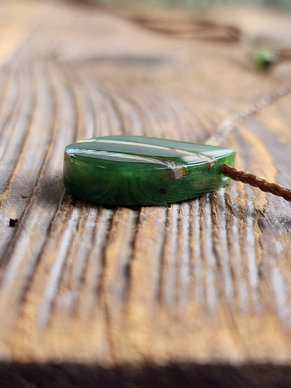 Canadian Nephrite Jade Teardrop Pendant with Abalone