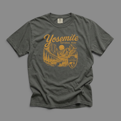 KILLER RETRO charcoal grey garment-dyed cotton t-shirt with a vintage Yosemite National Park graphic print