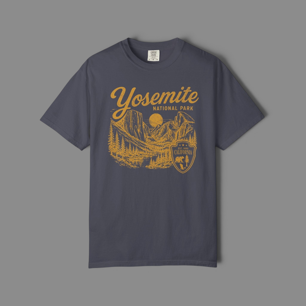 KILLER RETRO charcoal grey garment-dyed cotton t-shirt featuring a vintage Yosemite National Park graphic print.